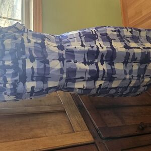 Banana Republic size 6 Abstract Blue and White Dress